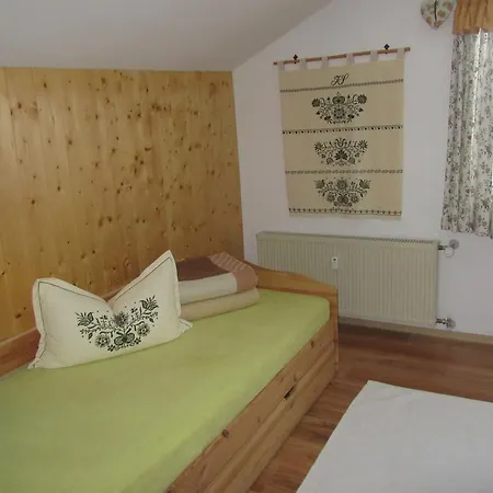 Sailer Apartman *